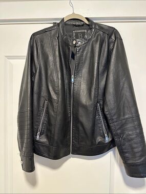 Black Leather Zip-Front Women's Jacket